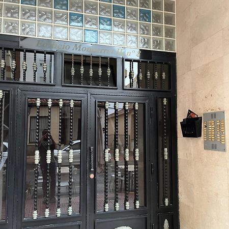 Apartment 1 Minute Walking From Playa Del Cura Torrevieja Exteriör bild